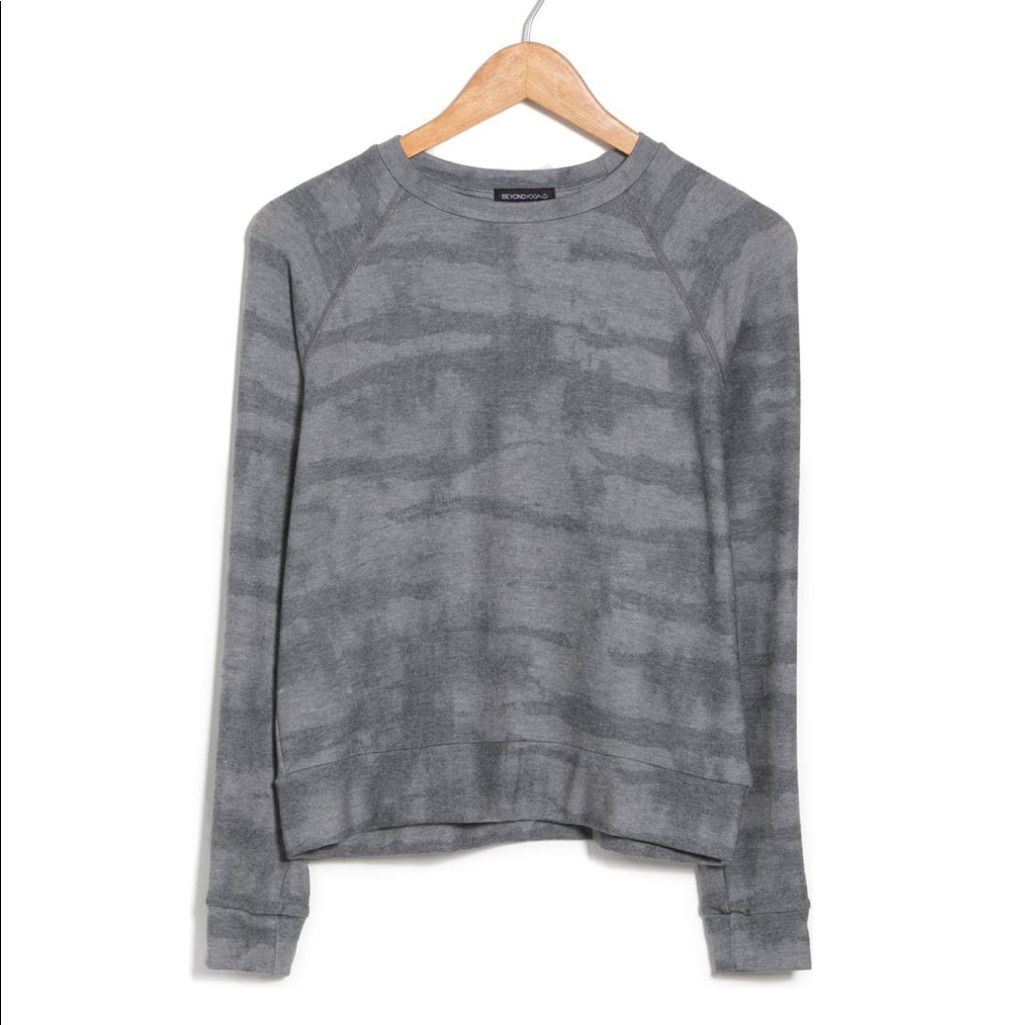 Brand New Beyond Yoga Hacci Raglan Pullover